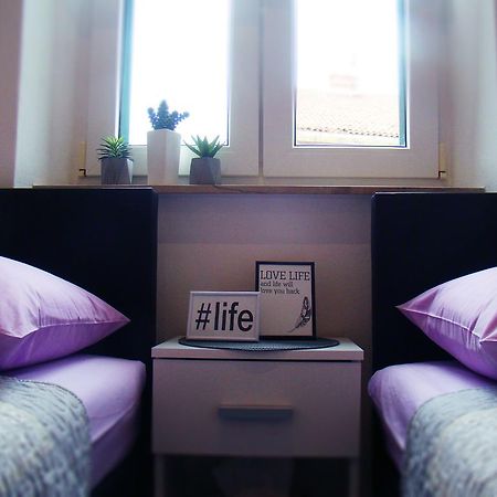 Hoc Loco Split Apartment Luaran gambar
